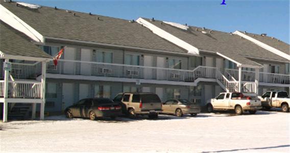 Hilltop Motor Inn Elk Point Esterno foto